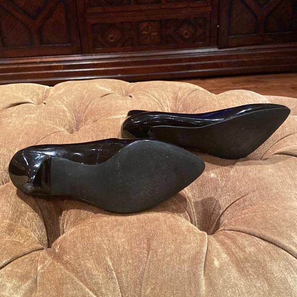 Jessica Simpson Black Patent Pump Size 7 - Picture 4 of 4